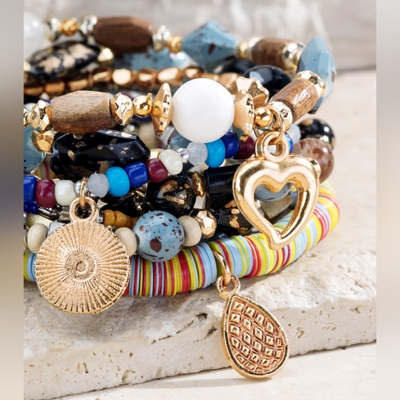 Multi Color & Stone Color Beaded Stretch Bracelet Set w Gold Tone Heart Pendant - Picture 2 of 3
